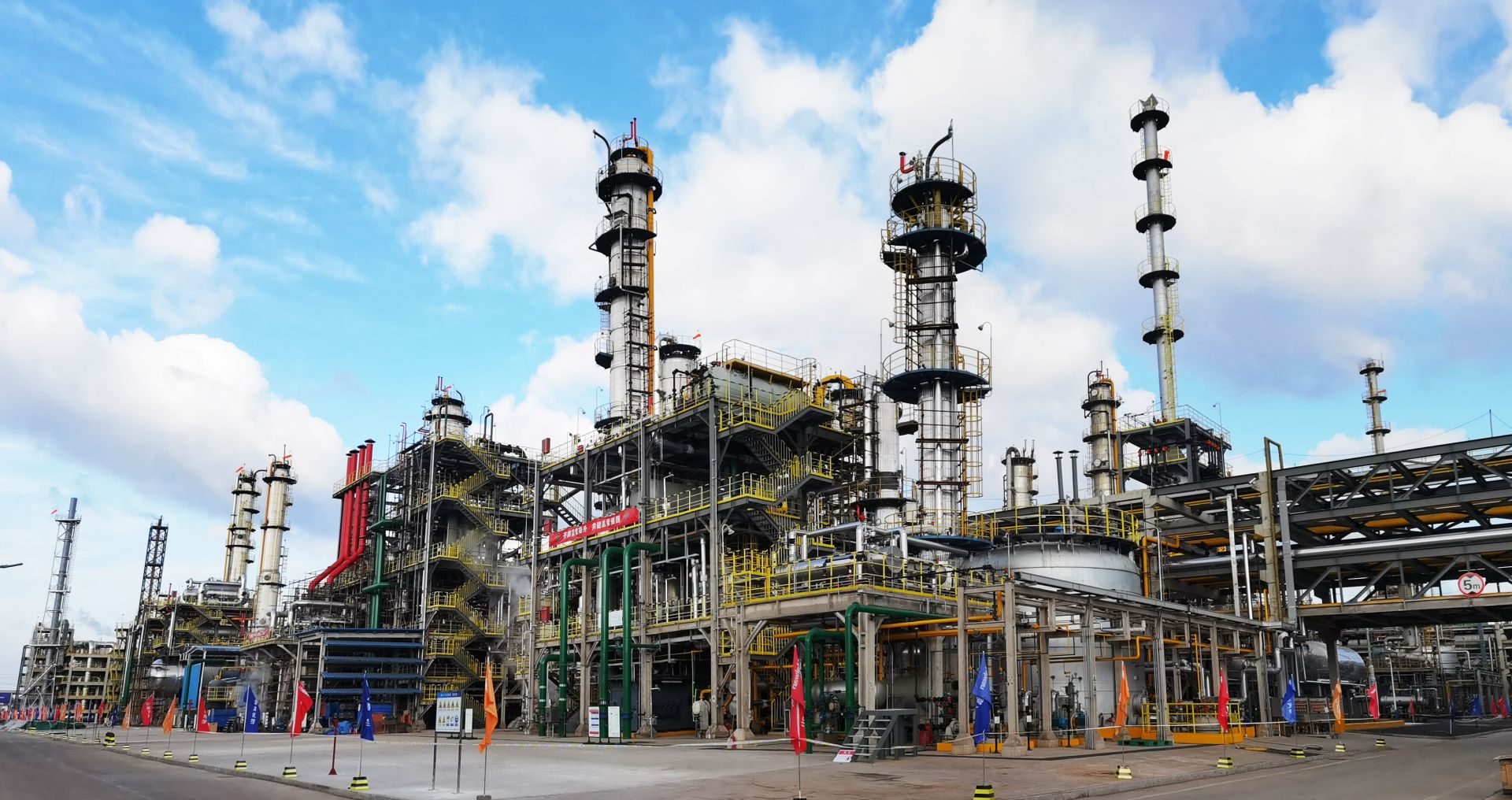 中国工业新闻网_海湾化学:化工行业"优等生"炼成记